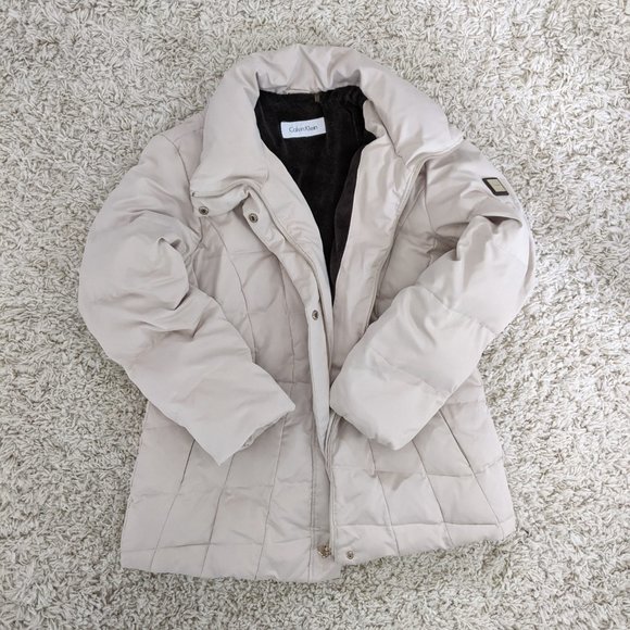 Calvin Klein Puffer Jacket - Picture 4 of 10